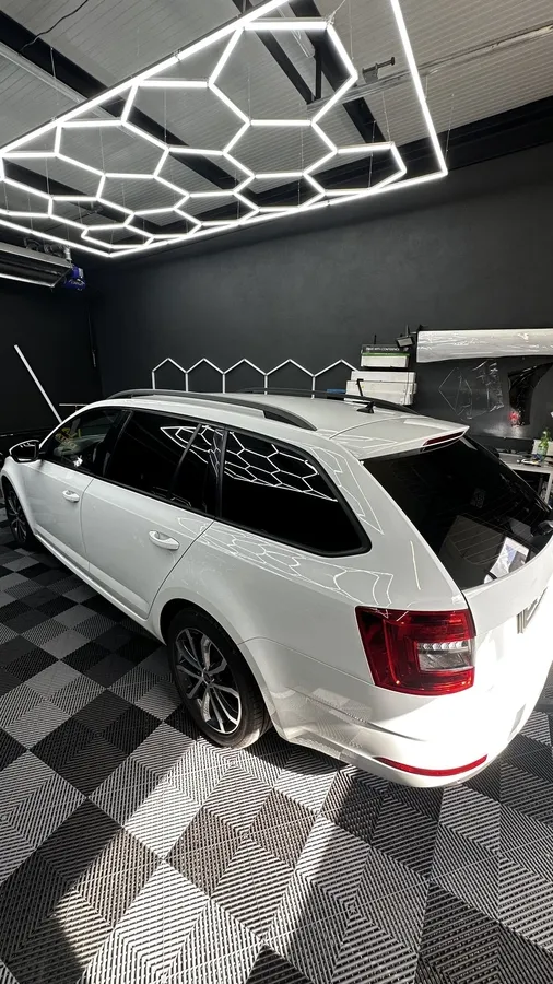 Skoda Octavia Combi mit getönten Scheiben
